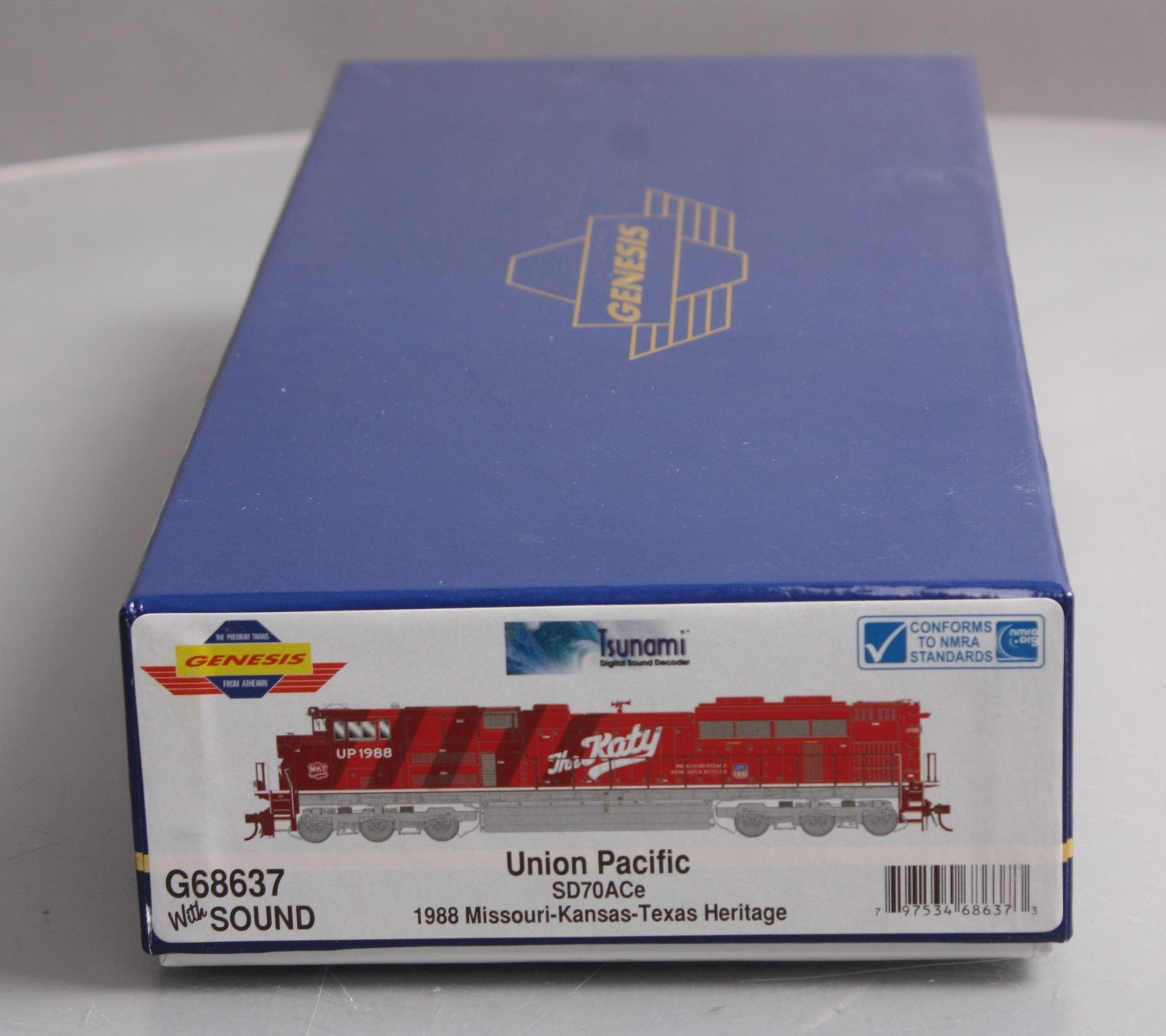 Athearn G68637 HO Union Pacific SD70ACe Diesel Locomotive #1988 w/DCC & Sound