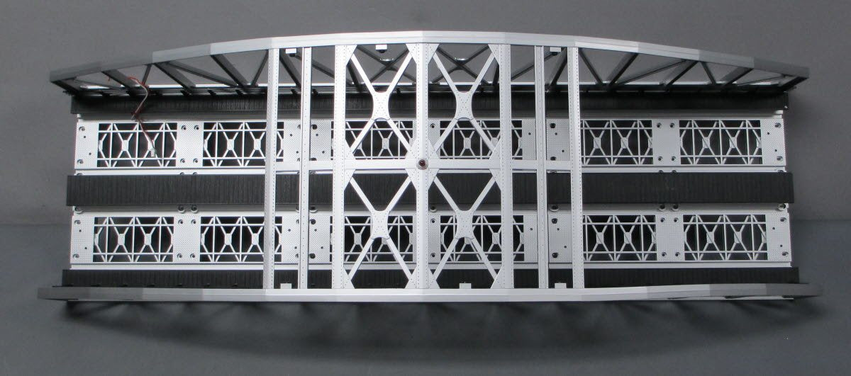 MTH 40-1107 O Gauge 2-Track Silver Steel Arch Bridge LN/Box