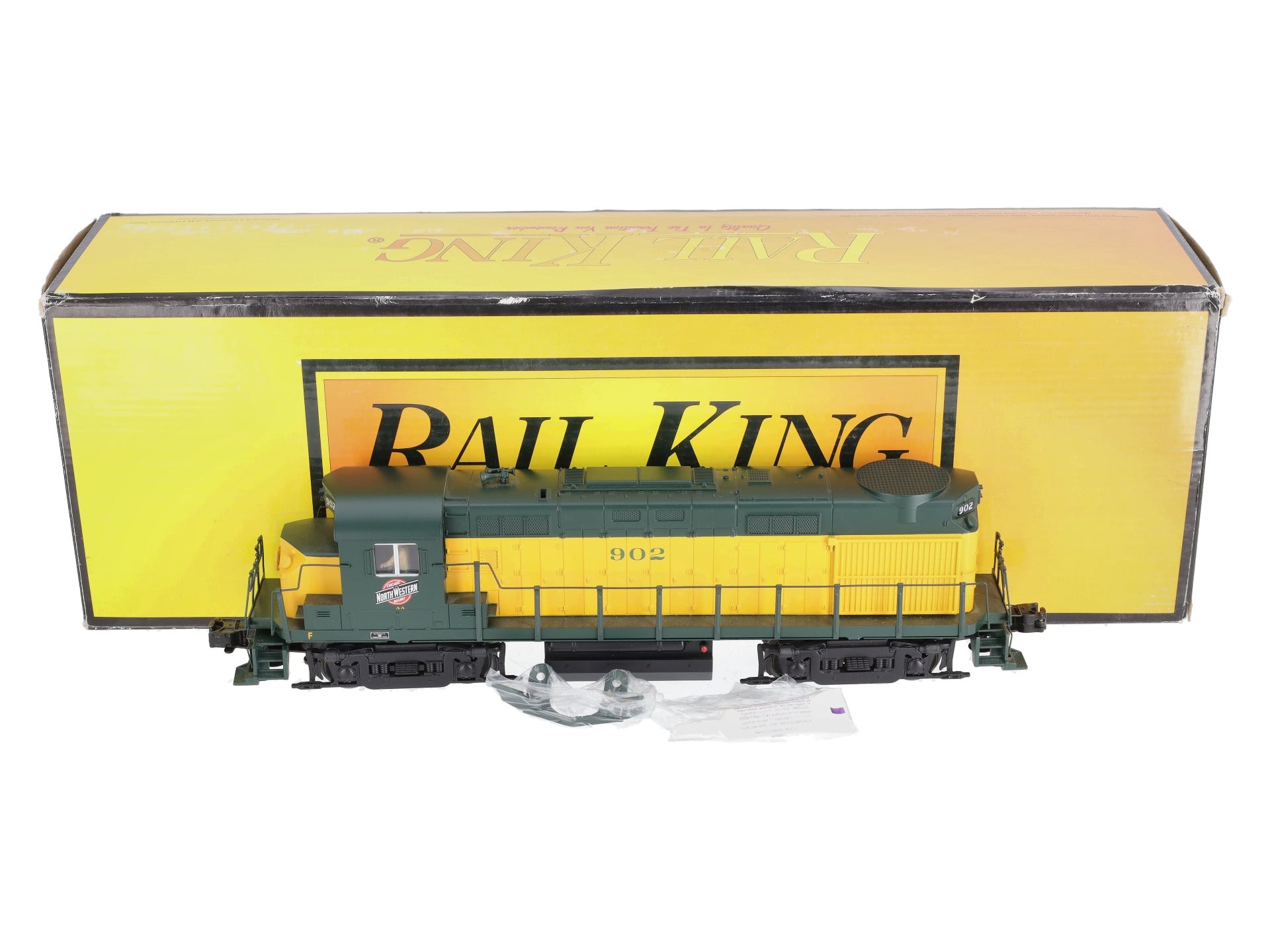 MTH 30-20273-3 Chicago North Western RS-27 Non-Powered Diesel Engine #902