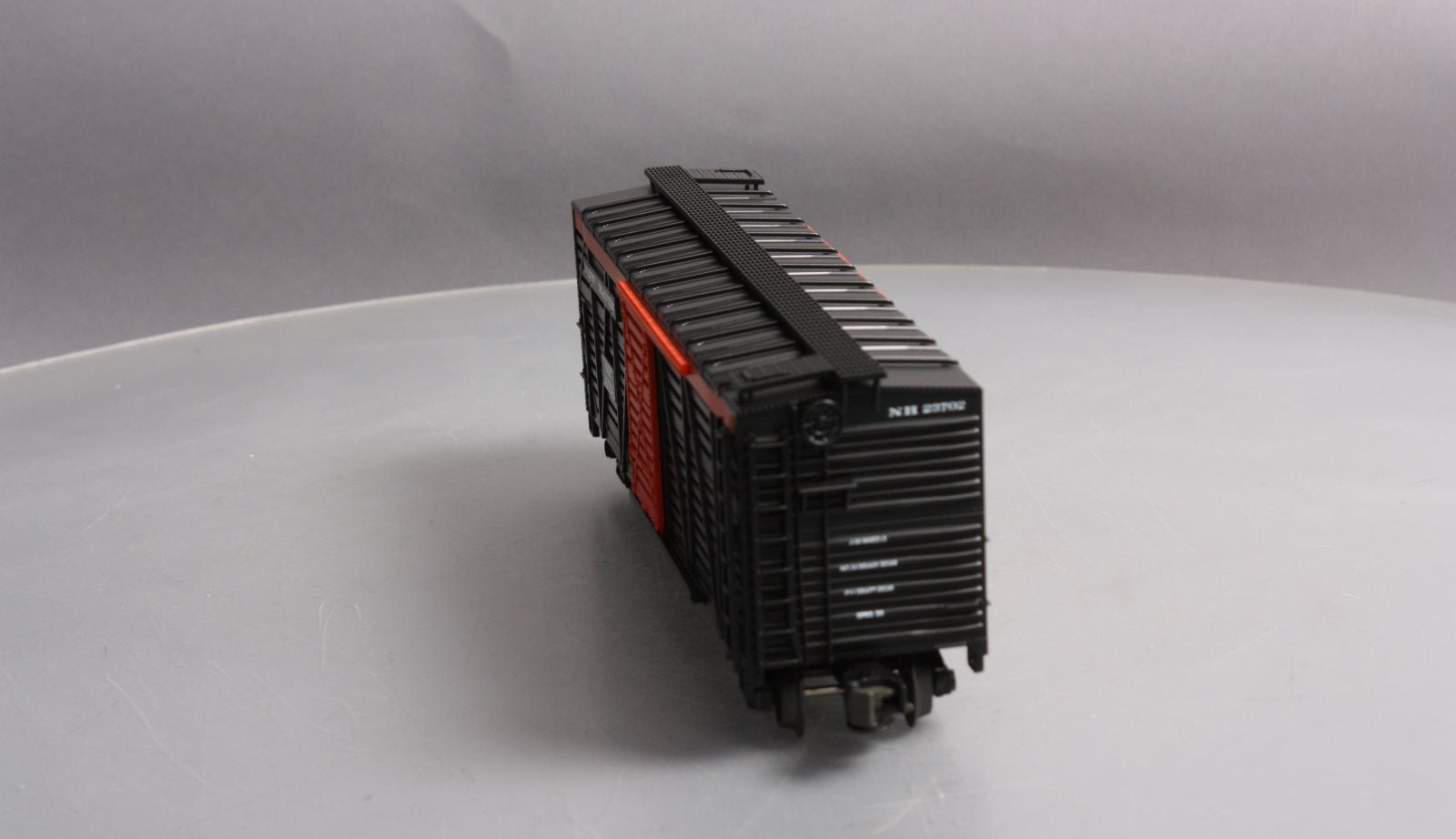 MTH 20-90027E O Gauge New Haven Premier Stock Car #23702 EX/Box
