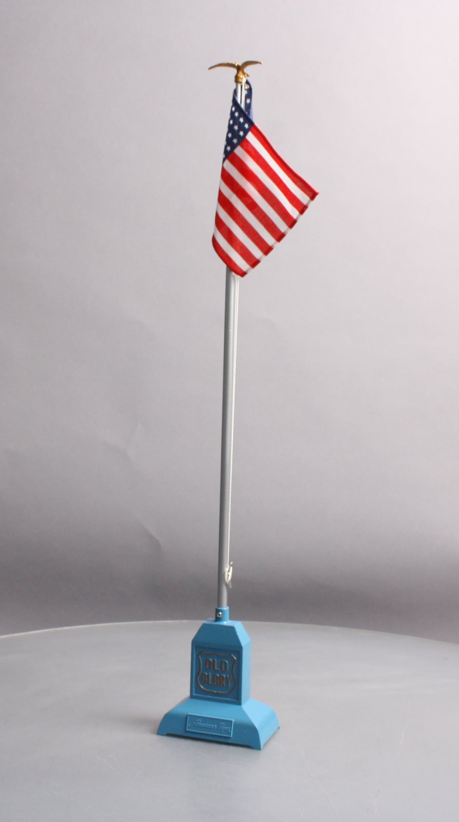 MTH 11-90078 O American Flyer Old Glory Flag Pole & Base w/ American Flag #2050 LN/Box