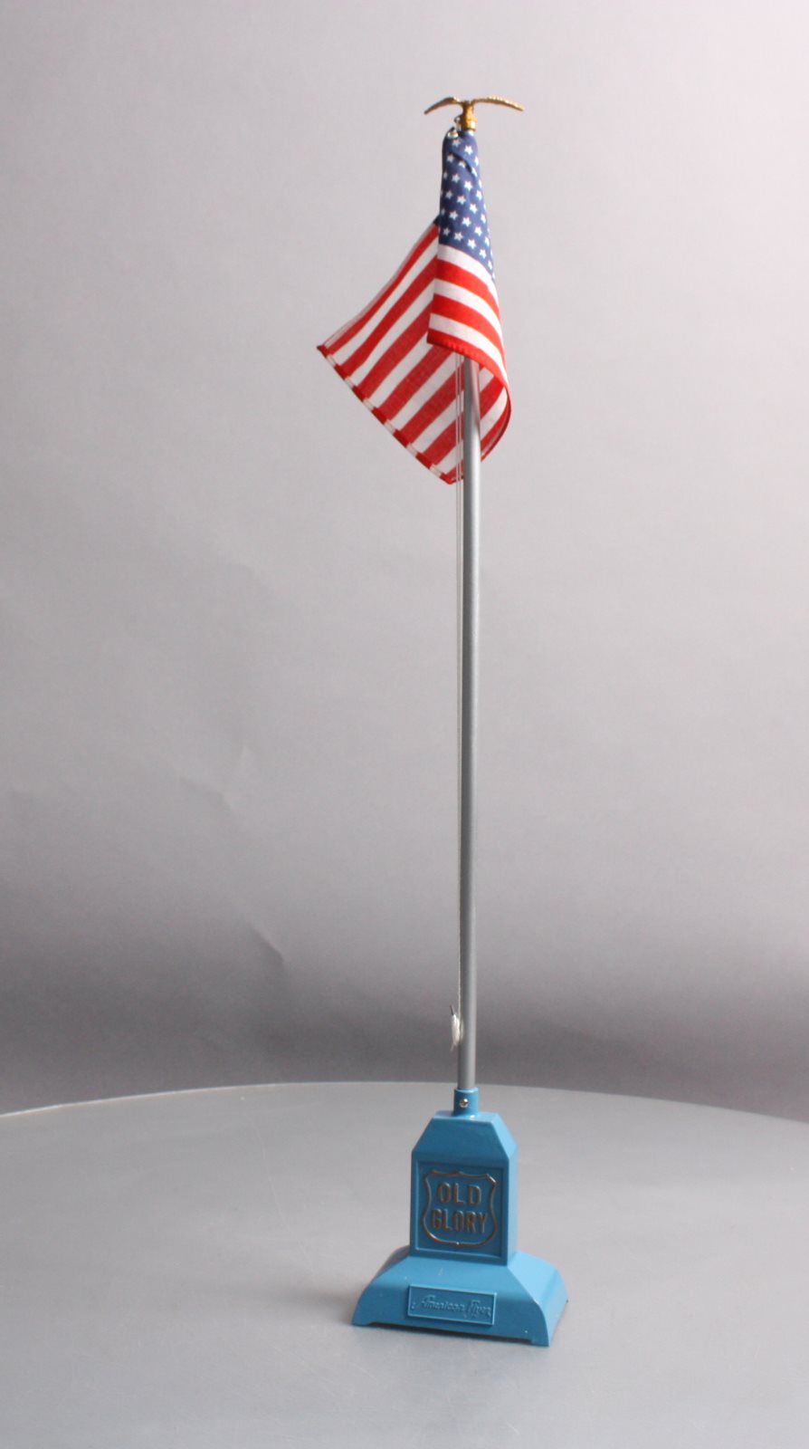 MTH 11-90078 O American Flyer Old Glory Flag Pole & Base w/ American Flag #2050 LN/Box