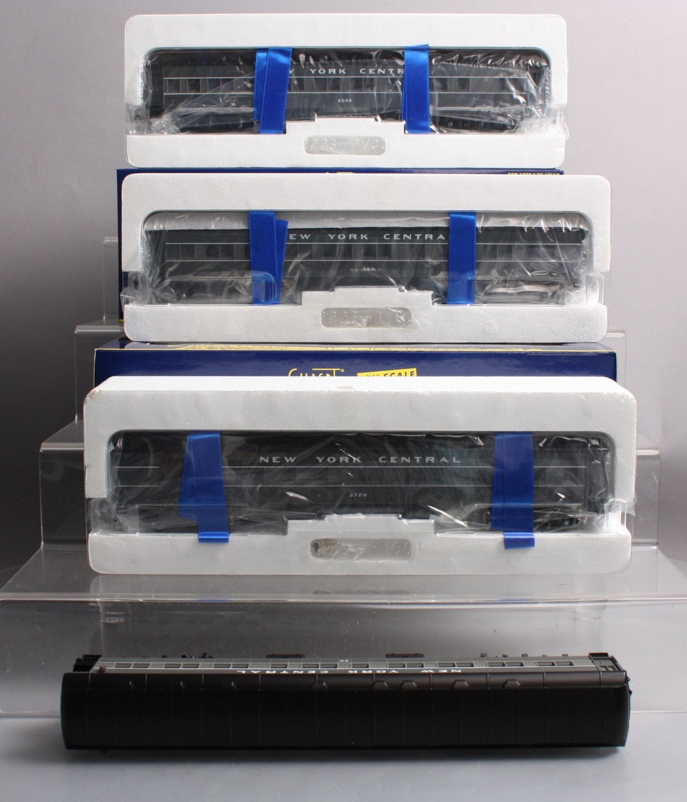 American Flyer 6-48990 S New York Central Heavyweight Passenger Cars (Set of 4) LN/Box