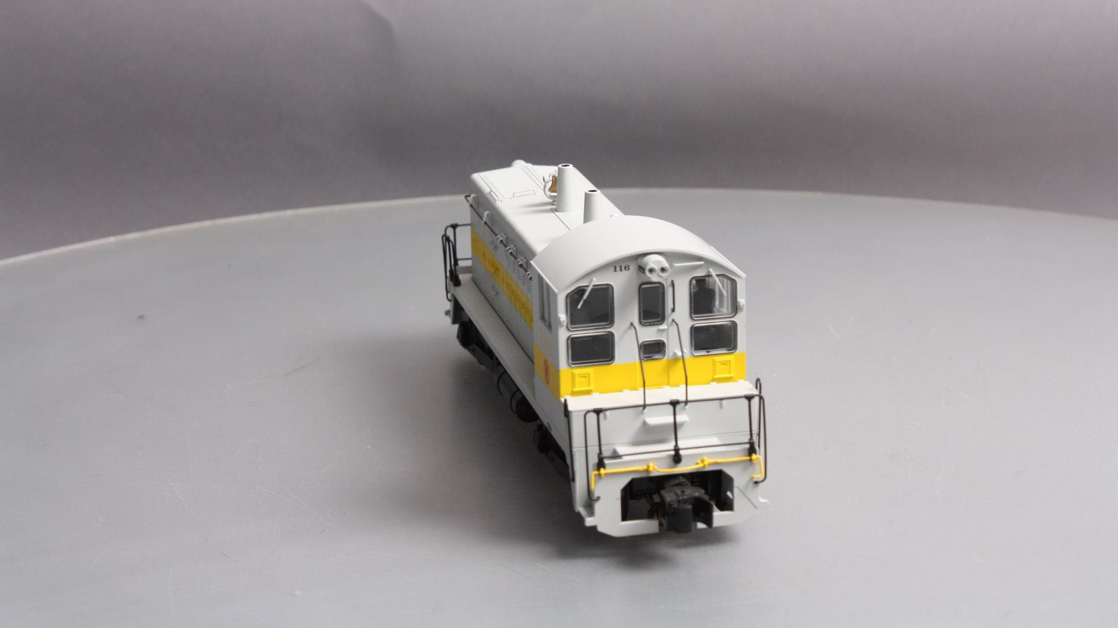 Lionel 6-83387 NYO&W NW2 Diesel Switcher #116 with LEGACY