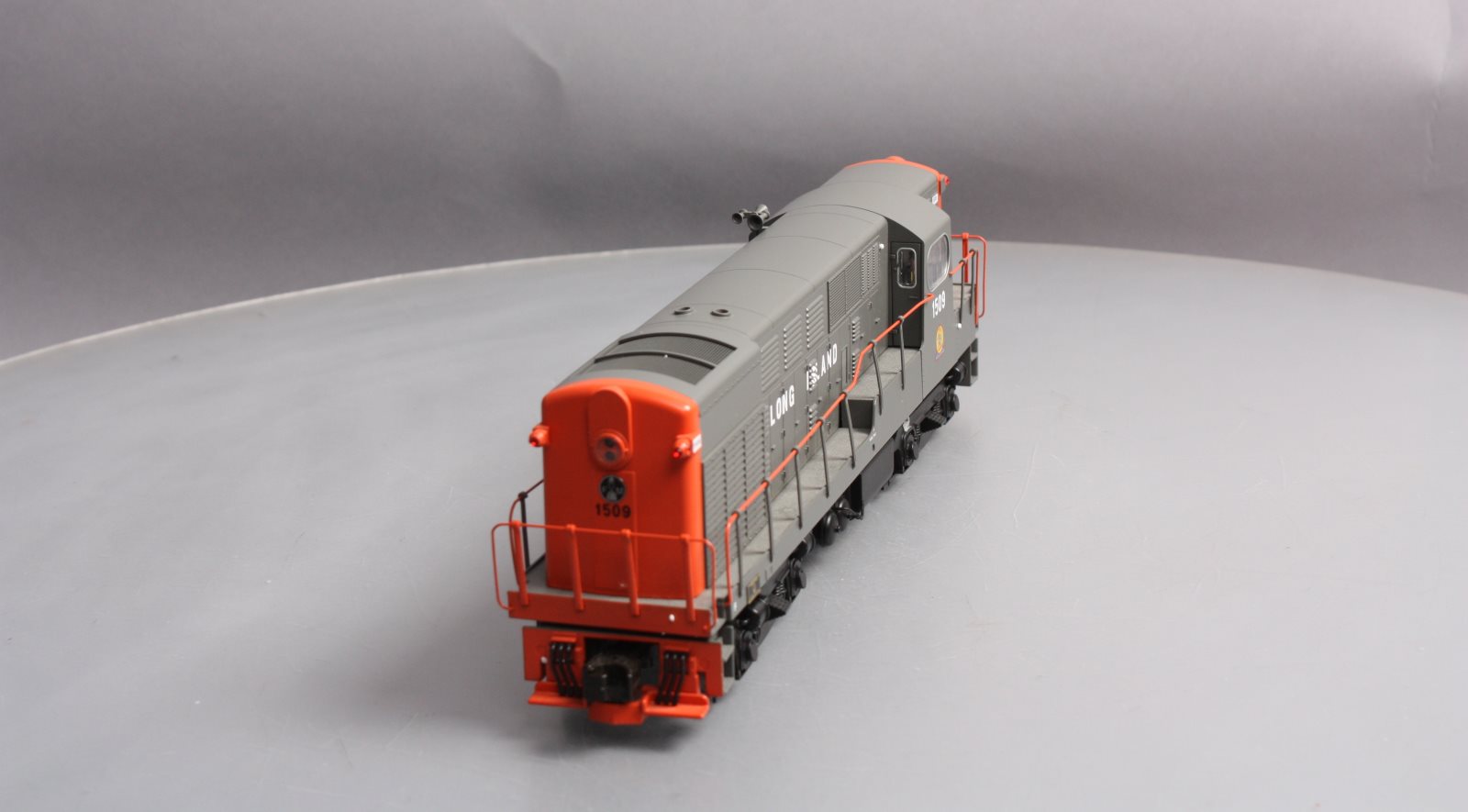 Lionel 6-38439 Long Island H16-44 Non-Powered Diesel Locomotive #1509