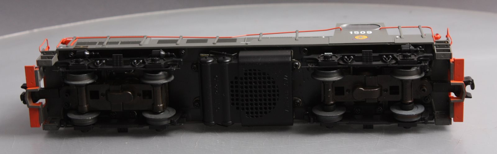 Lionel 6-38439 Long Island H16-44 Non-Powered Diesel Locomotive #1509