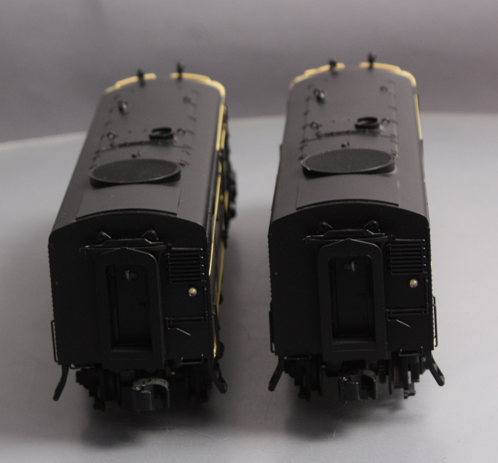 Lionel 6-81510 Erie FA-2 AA Diesel Locomotive Set #736-A/736-D with Legacy