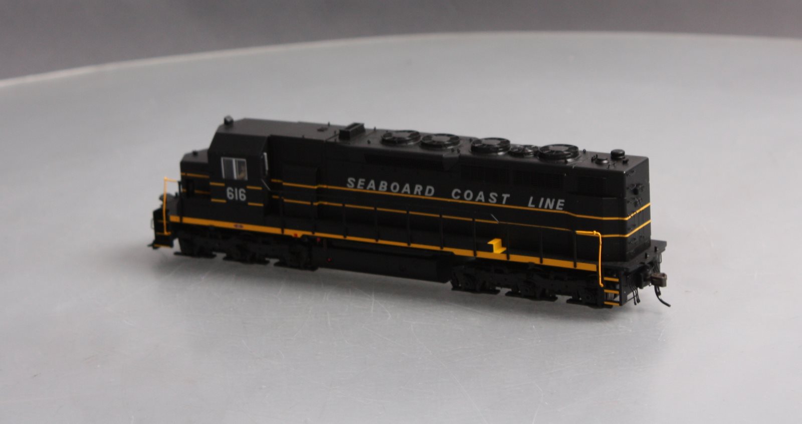 Atlas 10000285 HO SCL SDP35 Low Nose Diesel Locomotive #616