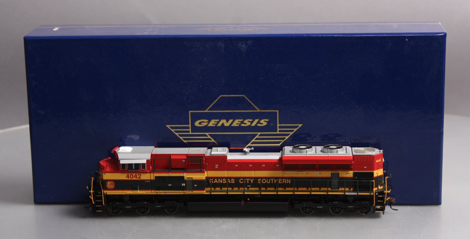 Athearn G68517 HO Kansas City Southern SD70ACe Diesel Locomotive #4042
