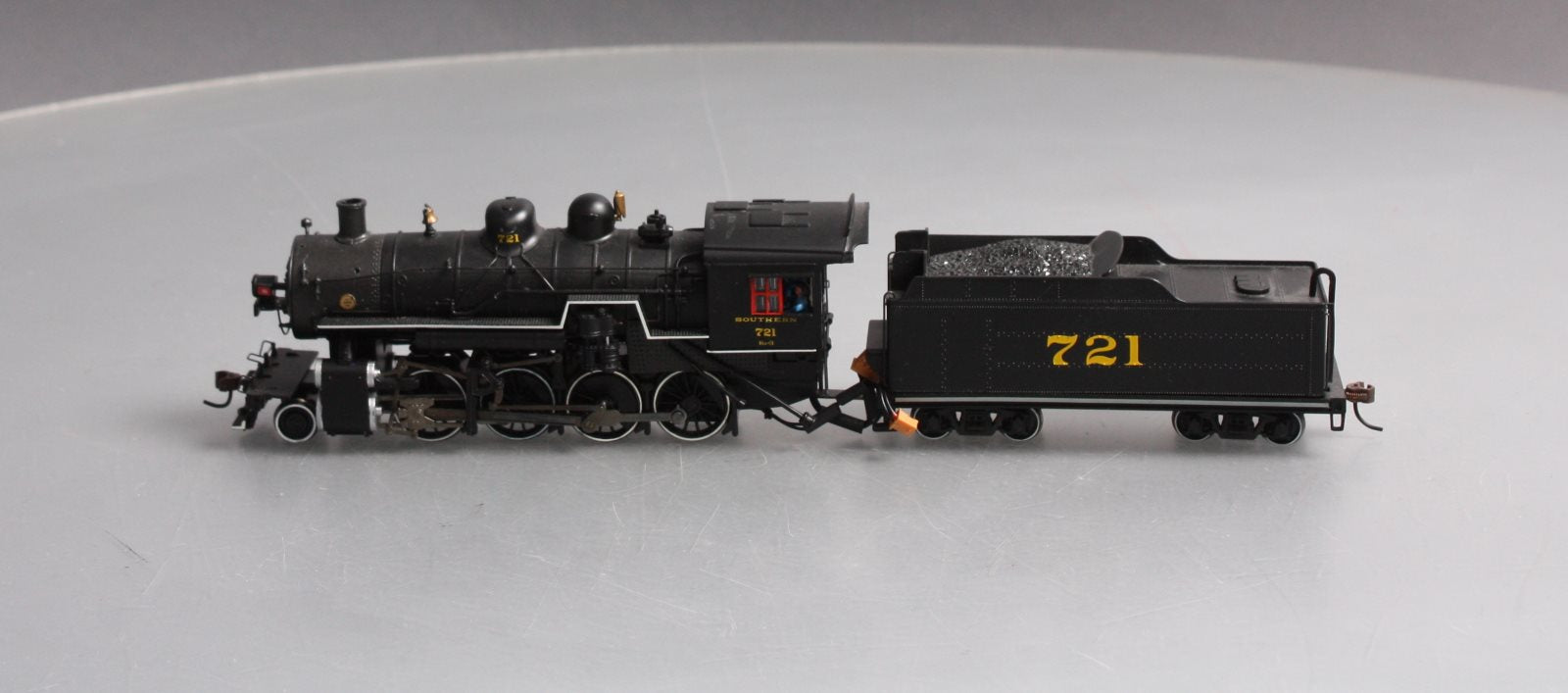 Bachmann 84503 HO Southern 2-8-0 Steam Locomotive & Tender w/DCC & Sound #721