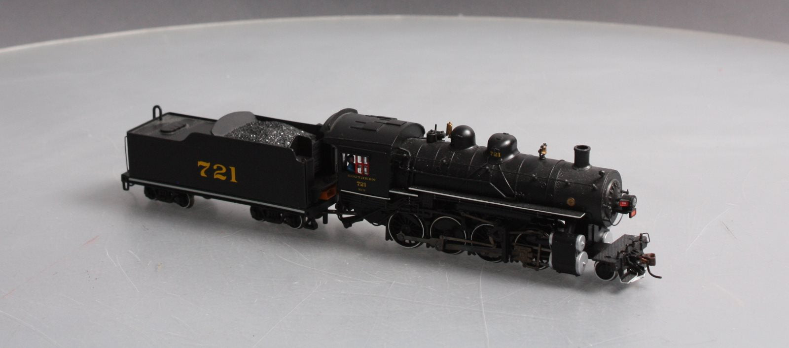 Bachmann 84503 HO Southern 2-8-0 Steam Locomotive & Tender w/DCC & Sound #721