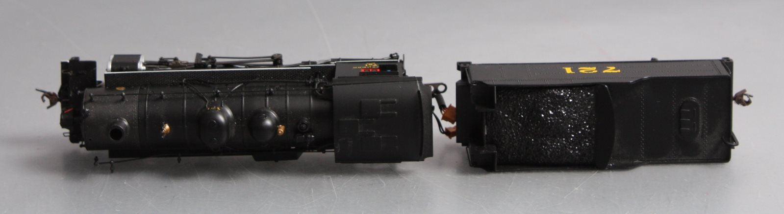 Bachmann 84503 HO Southern 2-8-0 Steam Locomotive & Tender w/DCC & Sound #721
