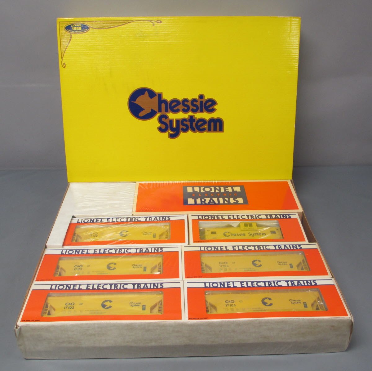Lionel 6-11705 O Gauge Chessie System Diesel Freight Train Set MT/Box