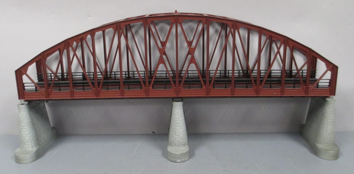 MTH 40-1031 O Gauge 30 Inch Rust Colored Steel Arch Bridge w/ Piers NIB