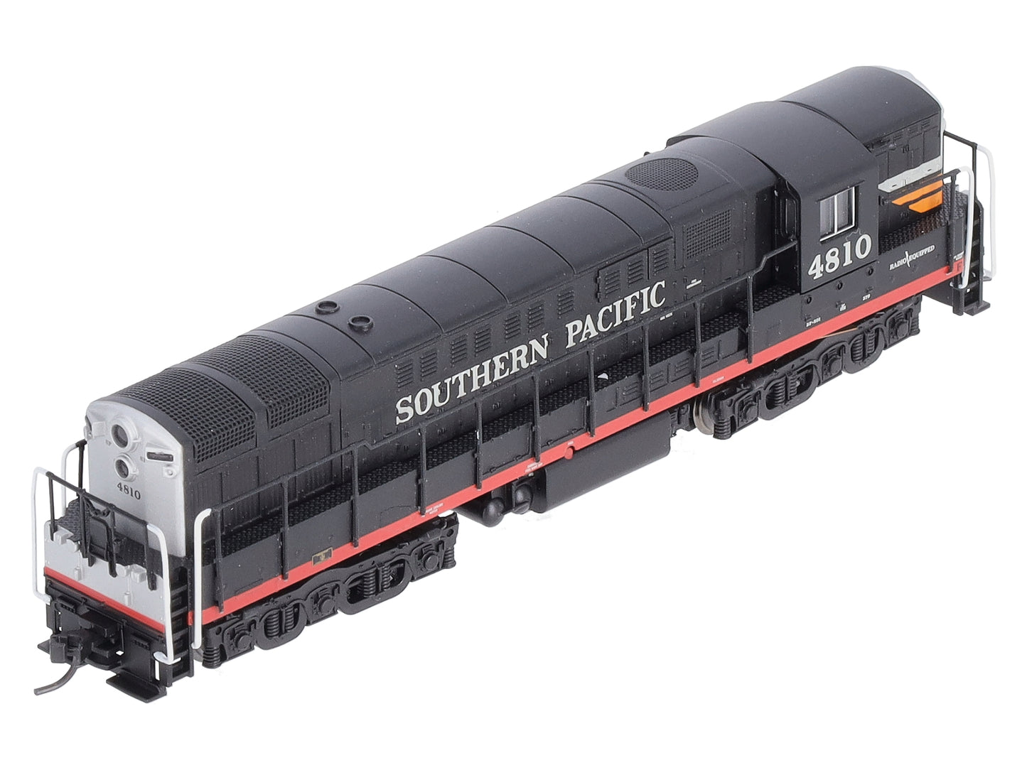 Atlas 40002828 N TRAIN MASTER Southern Pacific Diesel Locomotive # 4810 w/ DCC