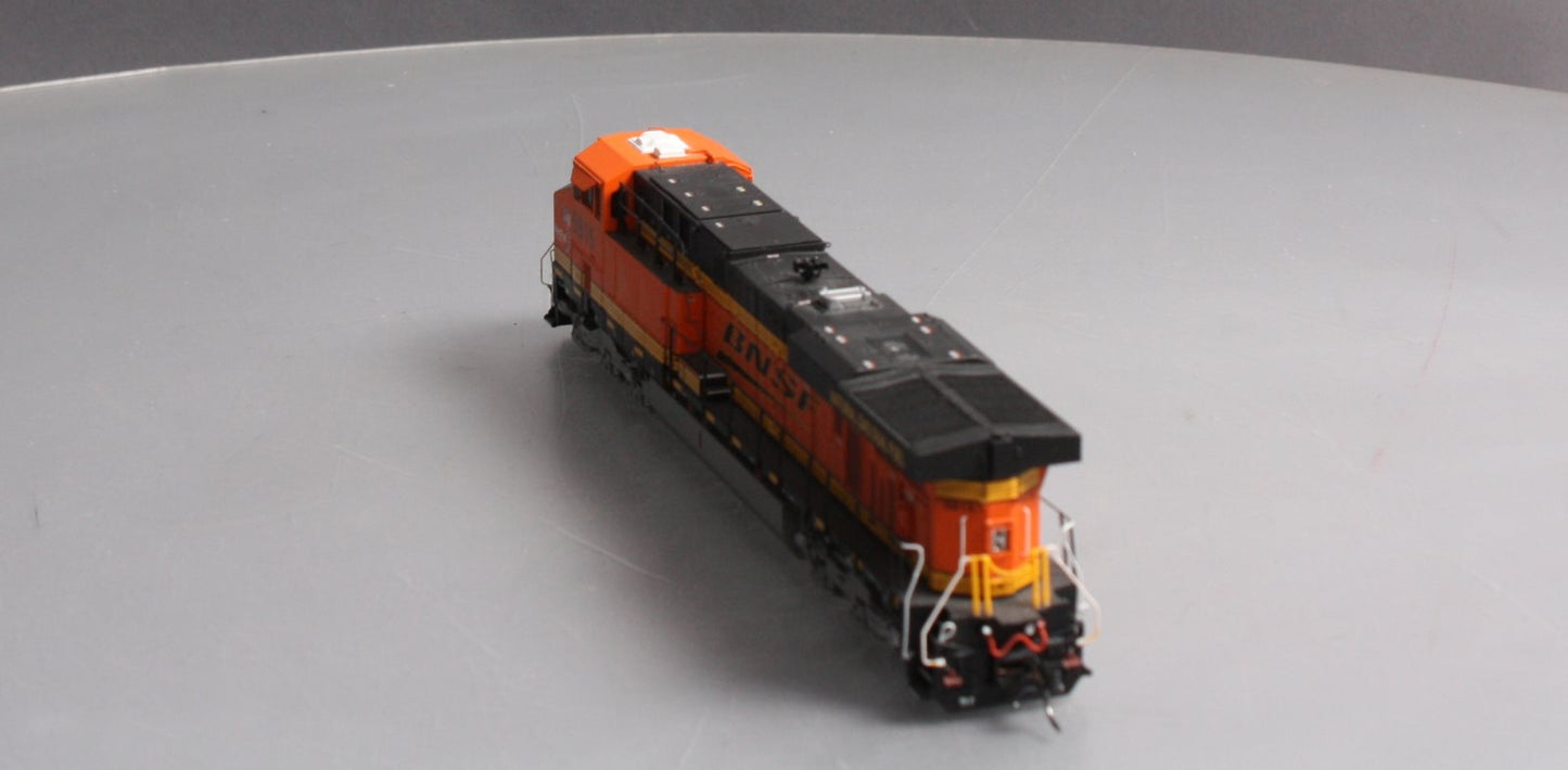 Athearn G69743 HO Scale BNSF ES44AC Diesel Locomotive #5815