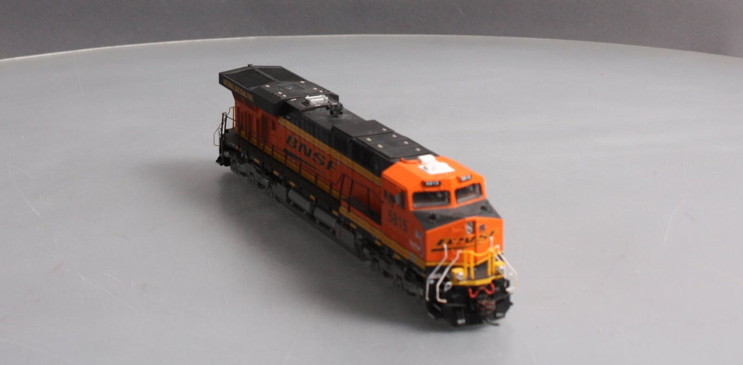 Athearn G69743 HO Scale BNSF ES44AC Diesel Locomotive #5815