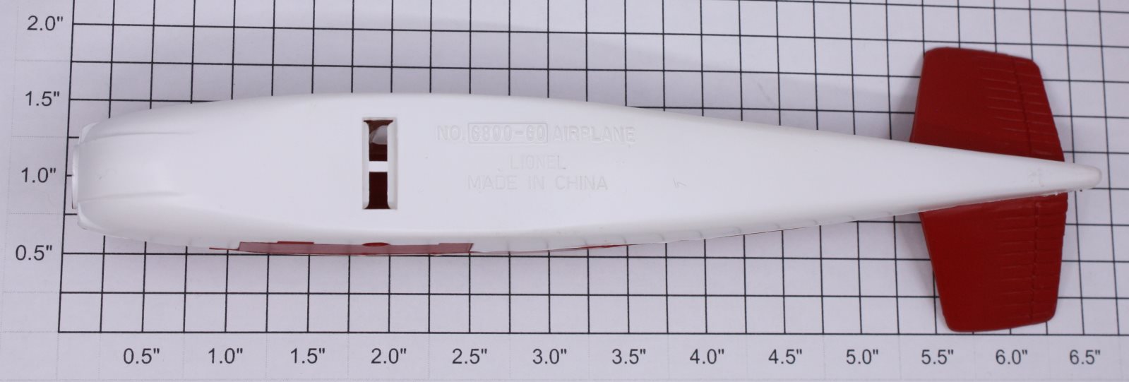 Lionel 6800-60 Red and White Airplane No Side Wings or Propeller-Incomplete