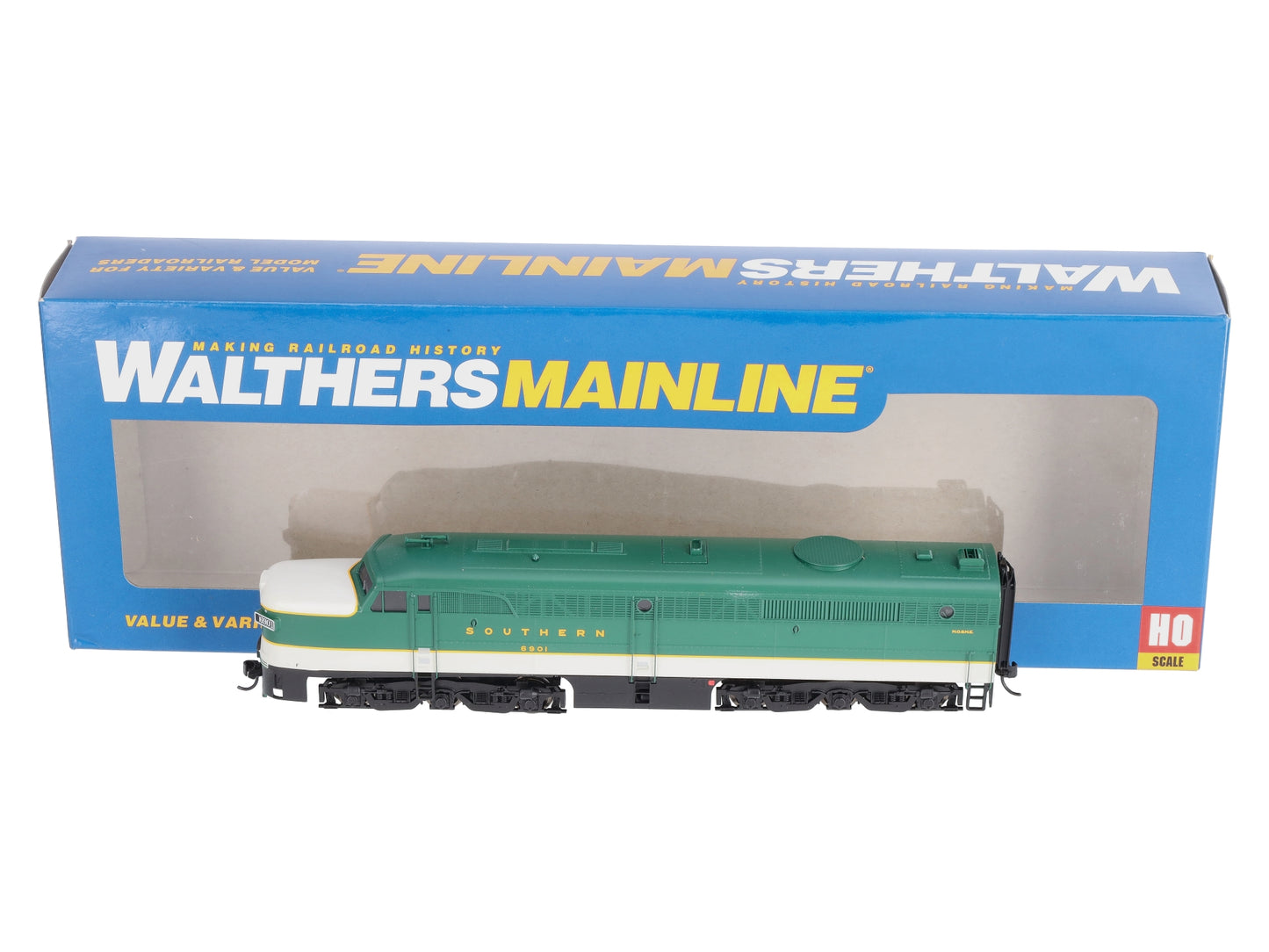 Walthers 910-20091 HO Southern Railway Alco PA Diesel Locomotive #6901 w/ DCC