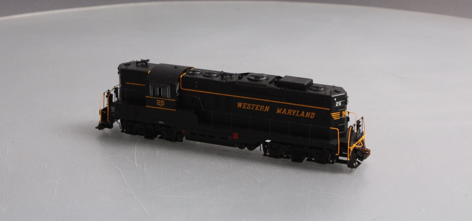 Athearn G62783 HO Scale Western Maryland GP9 Diesel Locomotive #25 w/ DCC/Sound