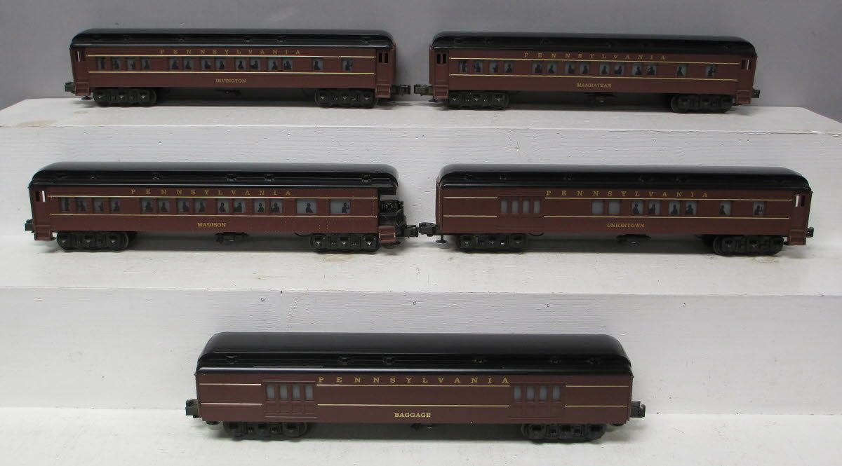 Williams 2501 Pennsylvania 60 Foot Madison 5-Car Passenger Set NIB