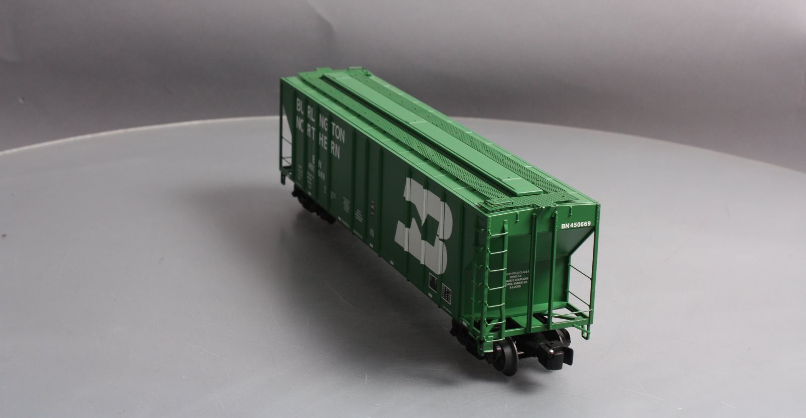 Lionel 6-17191 O Gauge Burlington Northern Covered Hopper #450669 LN