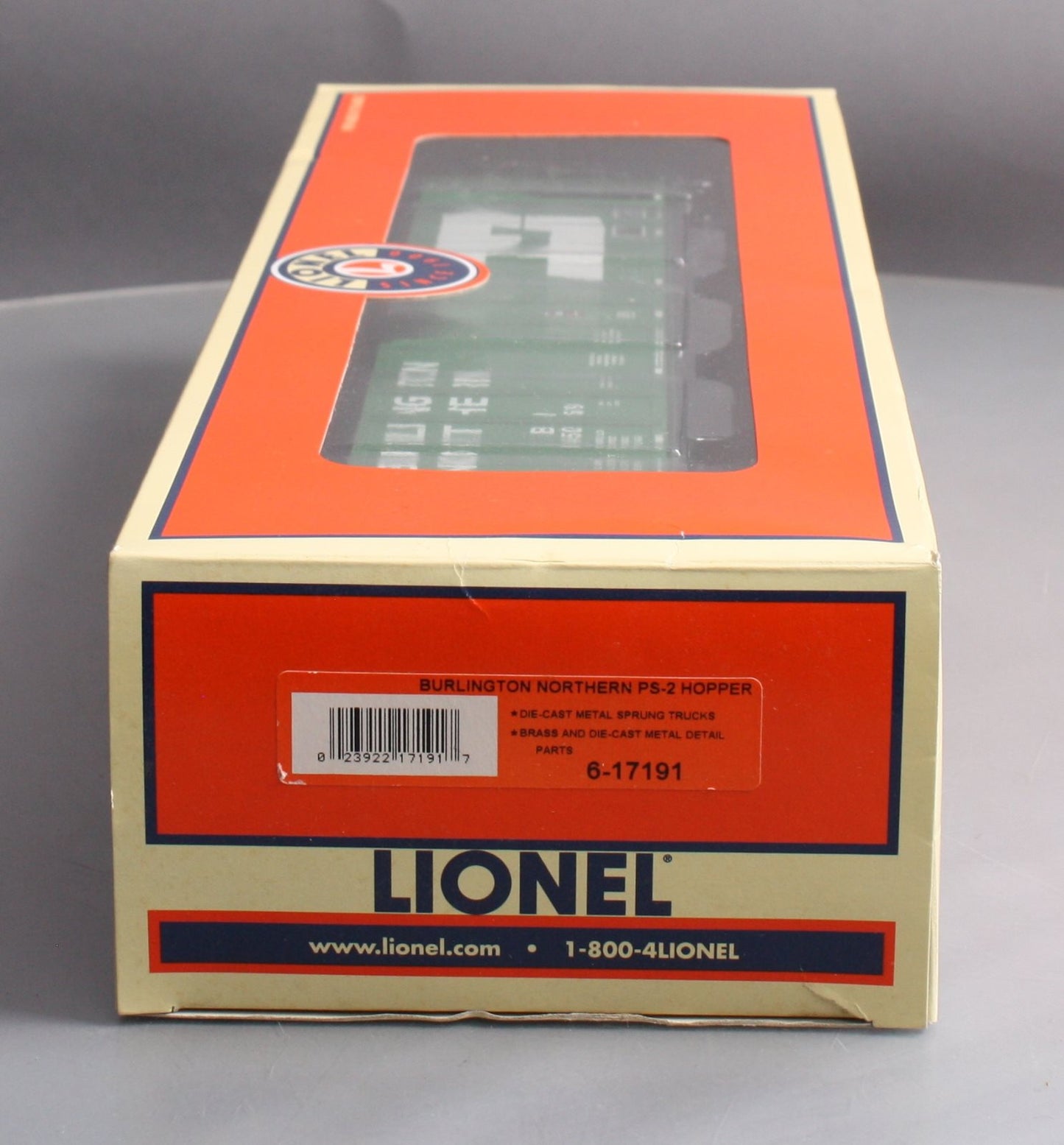 Lionel 6-17191 O Gauge Burlington Northern Covered Hopper #450669 LN/Box