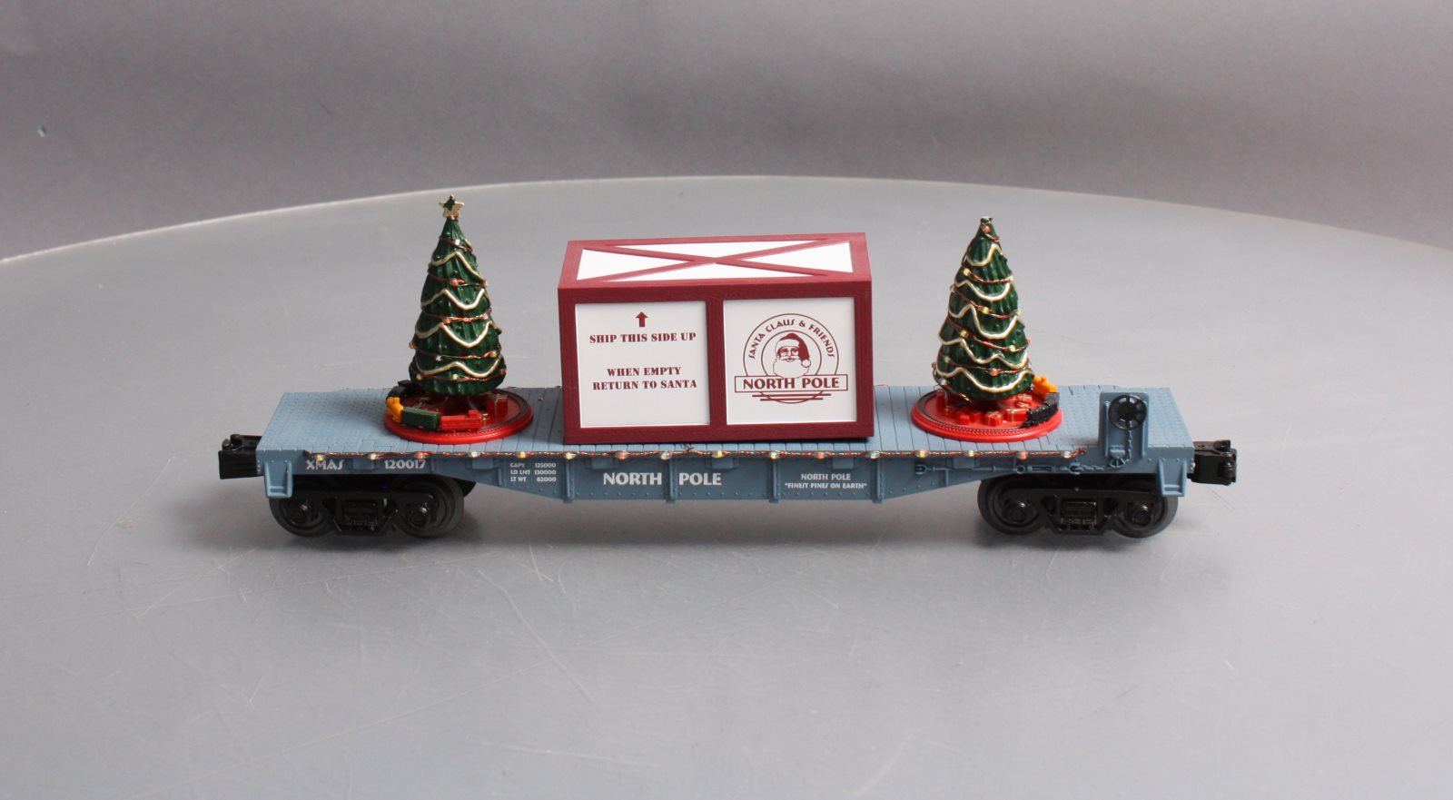 MTH 30-76681 O North Pole Flatcar with Lighted Christmas Trees