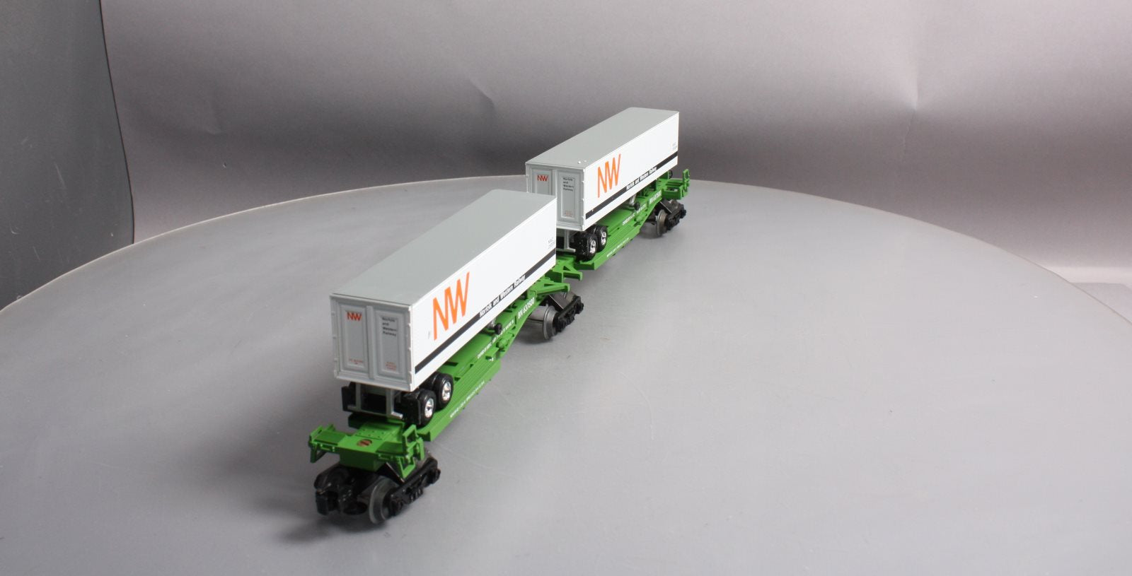 Lionel 6-52014 O Gauge Burlington Northern TTUX Flat Car with Trailers LN/Box