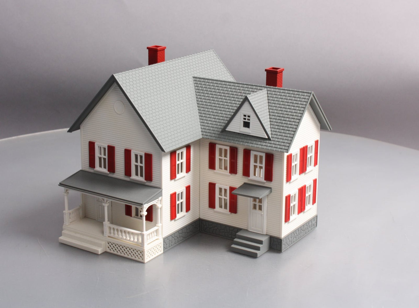 MTH 30-90042 O Gauge Farm House LN/Box