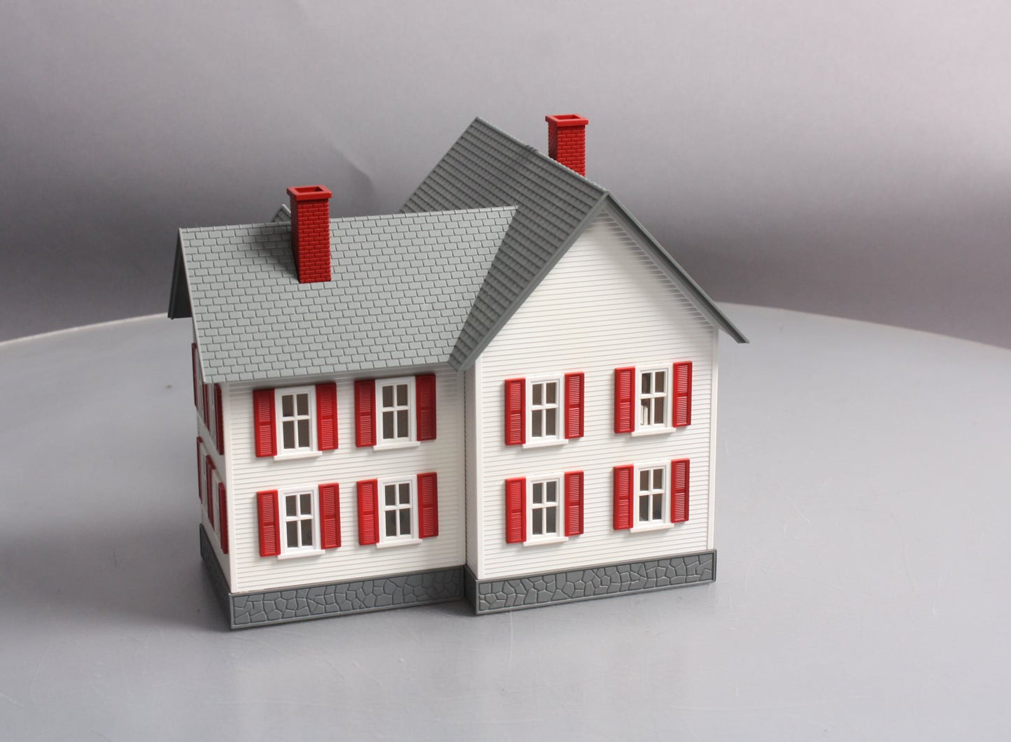 MTH 30-90042 O Gauge Farm House LN/Box