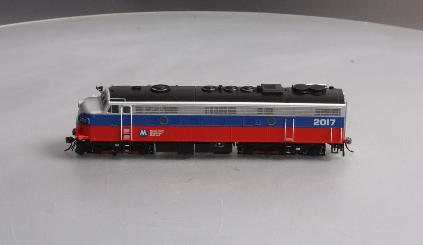 Rapido Trains 14108 HO Metro North EMD FL9 Rebuilt Diesel Locomotive #2017