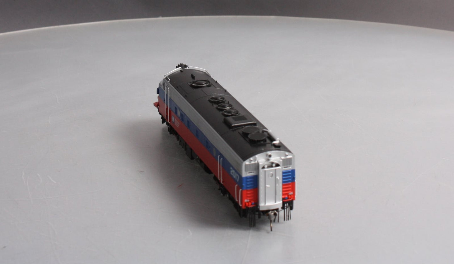 Rapido Trains 14108 HO Metro North EMD FL9 Rebuilt Diesel Locomotive #2017