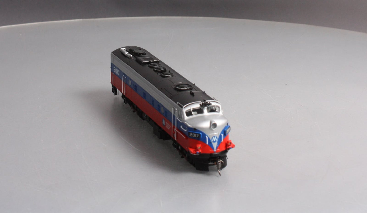 Rapido Trains 14108 HO Metro North EMD FL9 Rebuilt Diesel Locomotive #2017