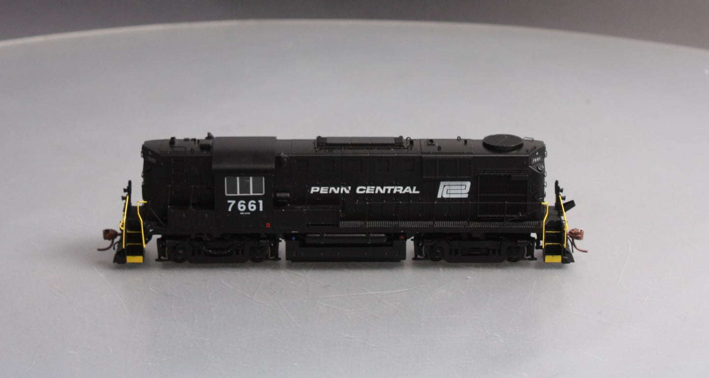 Rapido Trains 31534 HO Penn Central Alco RS-11 Diesel Locomotive #7661