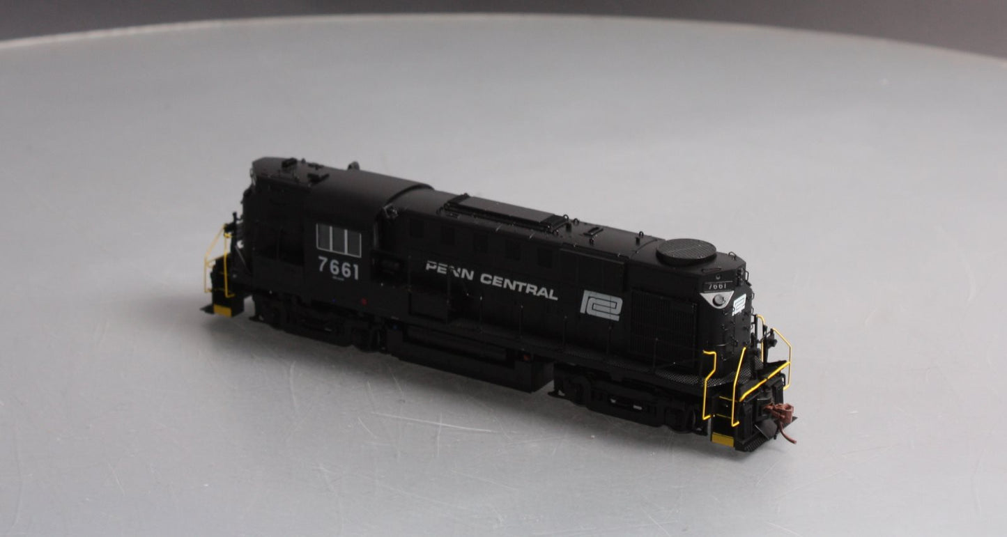 Rapido Trains 31534 HO Penn Central Alco RS-11 Diesel Locomotive #7661