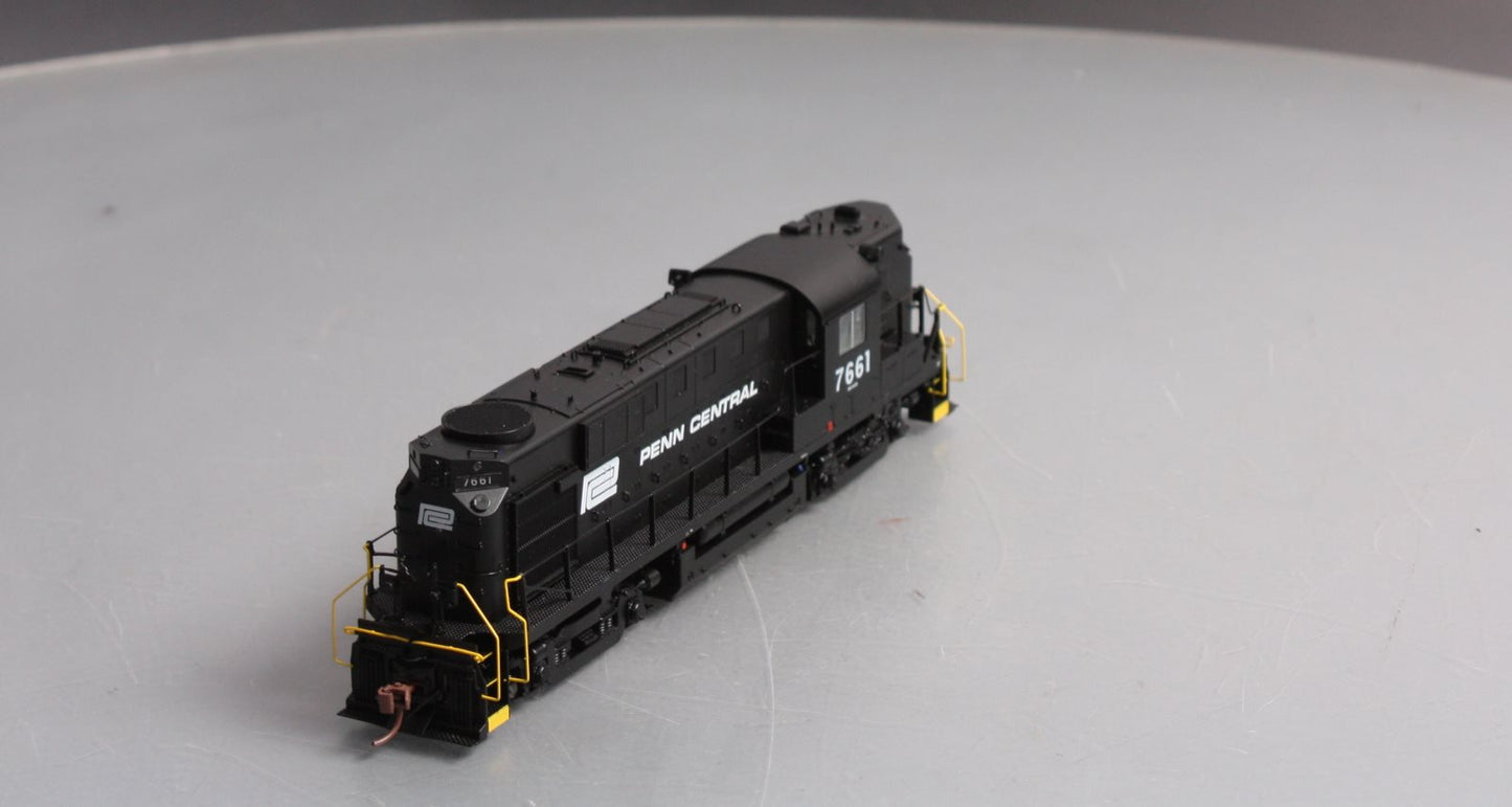 Rapido Trains 31534 HO Penn Central Alco RS-11 Diesel Locomotive #7661