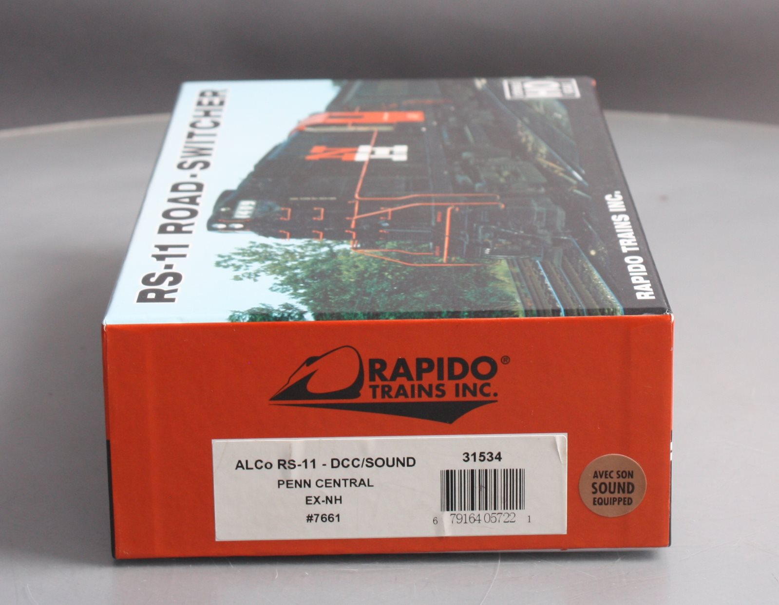 Rapido Trains 31534 HO Penn Central Alco RS-11 Diesel Locomotive #7661