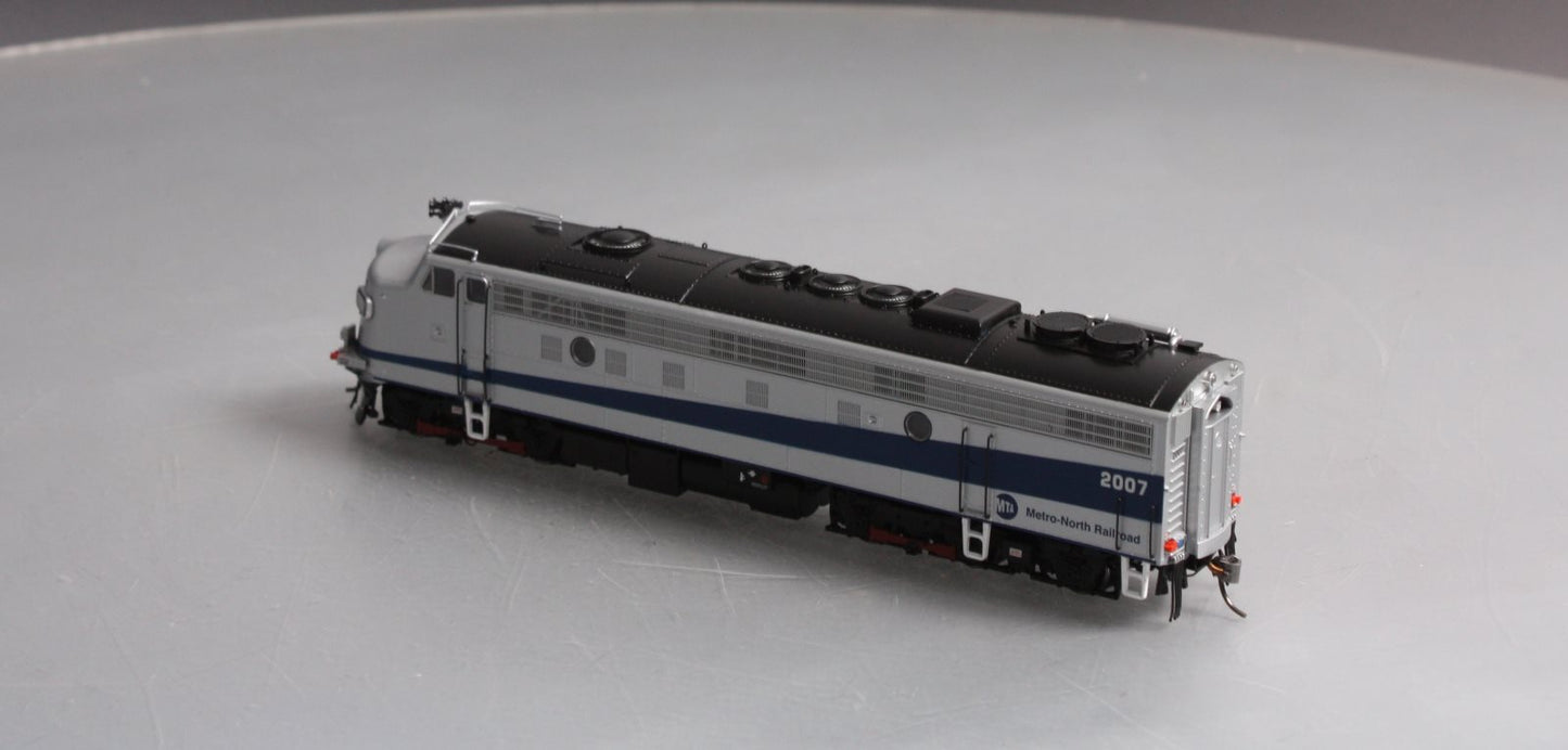 Rapido Trains 14110 HO Metro North EMD FL9 Rebuilt Diesel Locomotive #2007