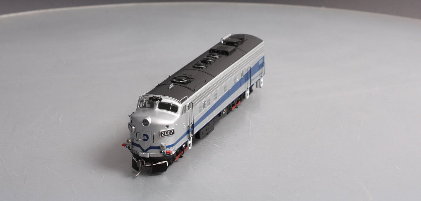 Rapido Trains 14110 HO Metro North EMD FL9 Rebuilt Diesel Locomotive #2007