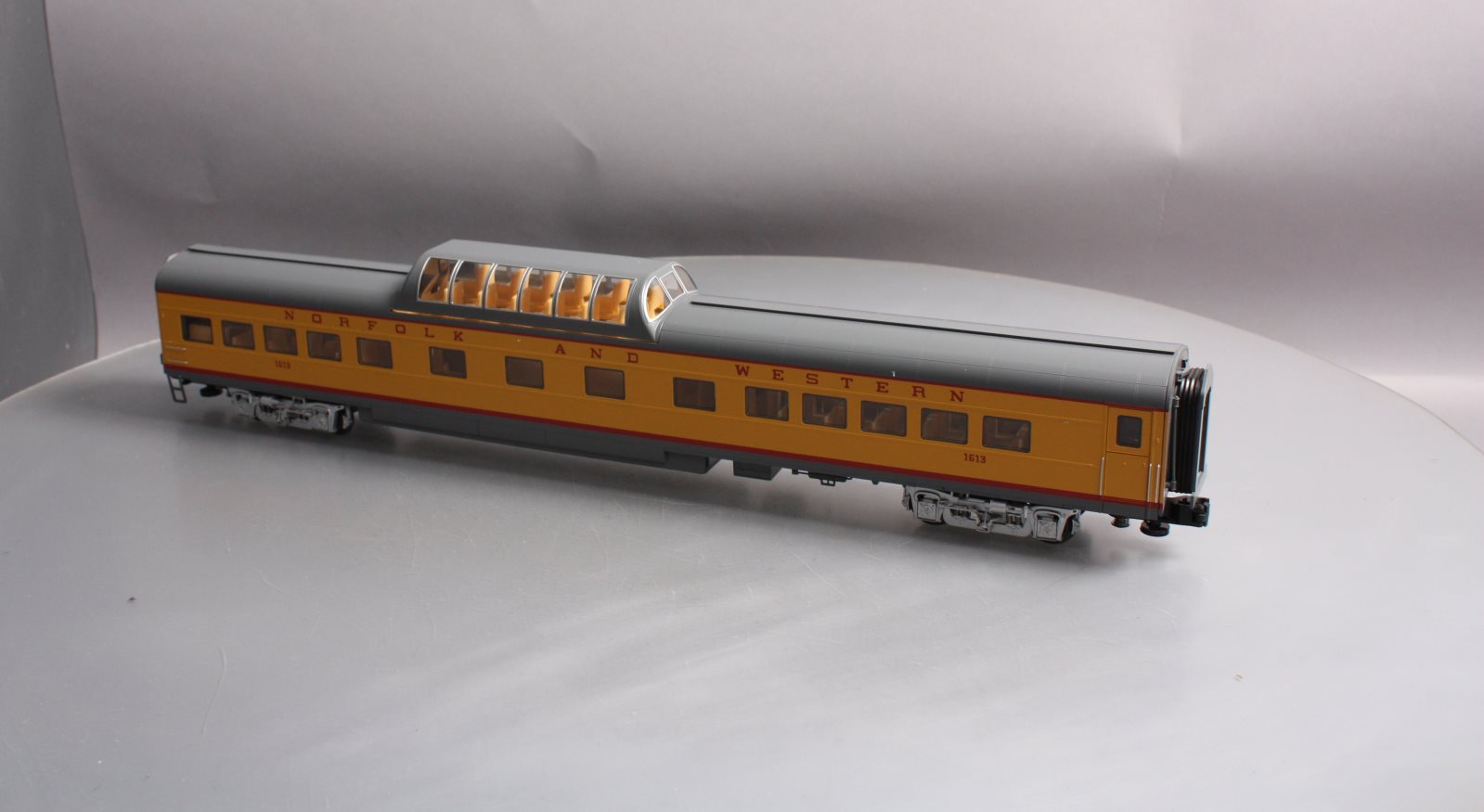Lionel 2027300 O Norfolk & Western 21 Vistavision Dome Passenger Car #1613