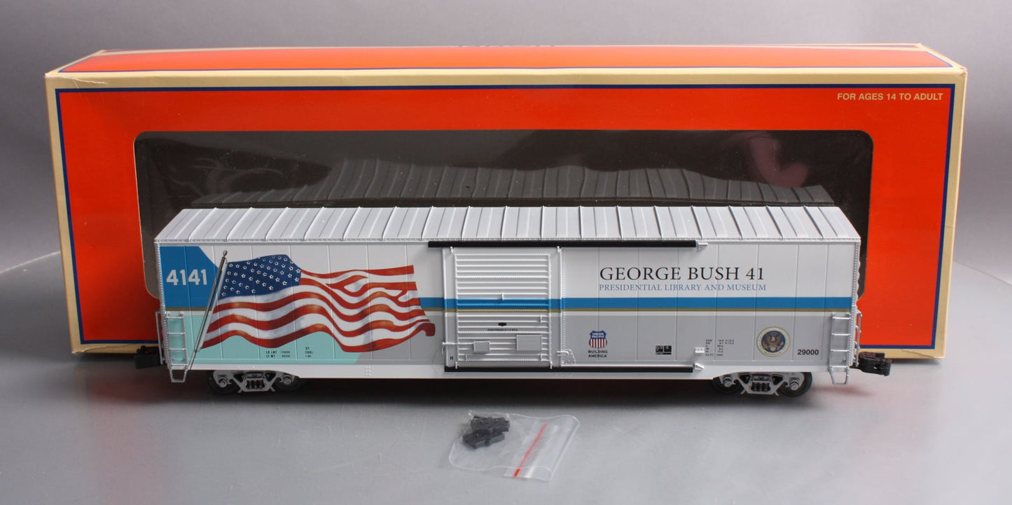 Lionel 2026370 O Gauge Union Pacific LED 60' Flag Boxcar #4141