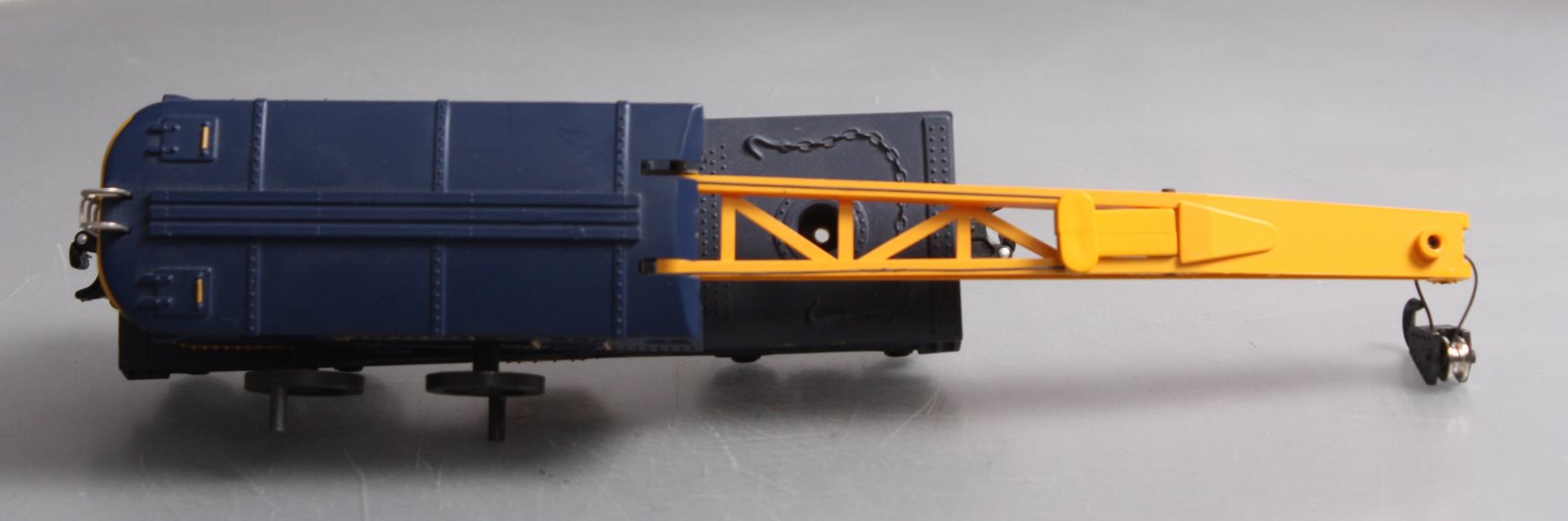 K-Line K680702 O Gauge Santa Fe Blue & Yellow Crane Car LN/Box
