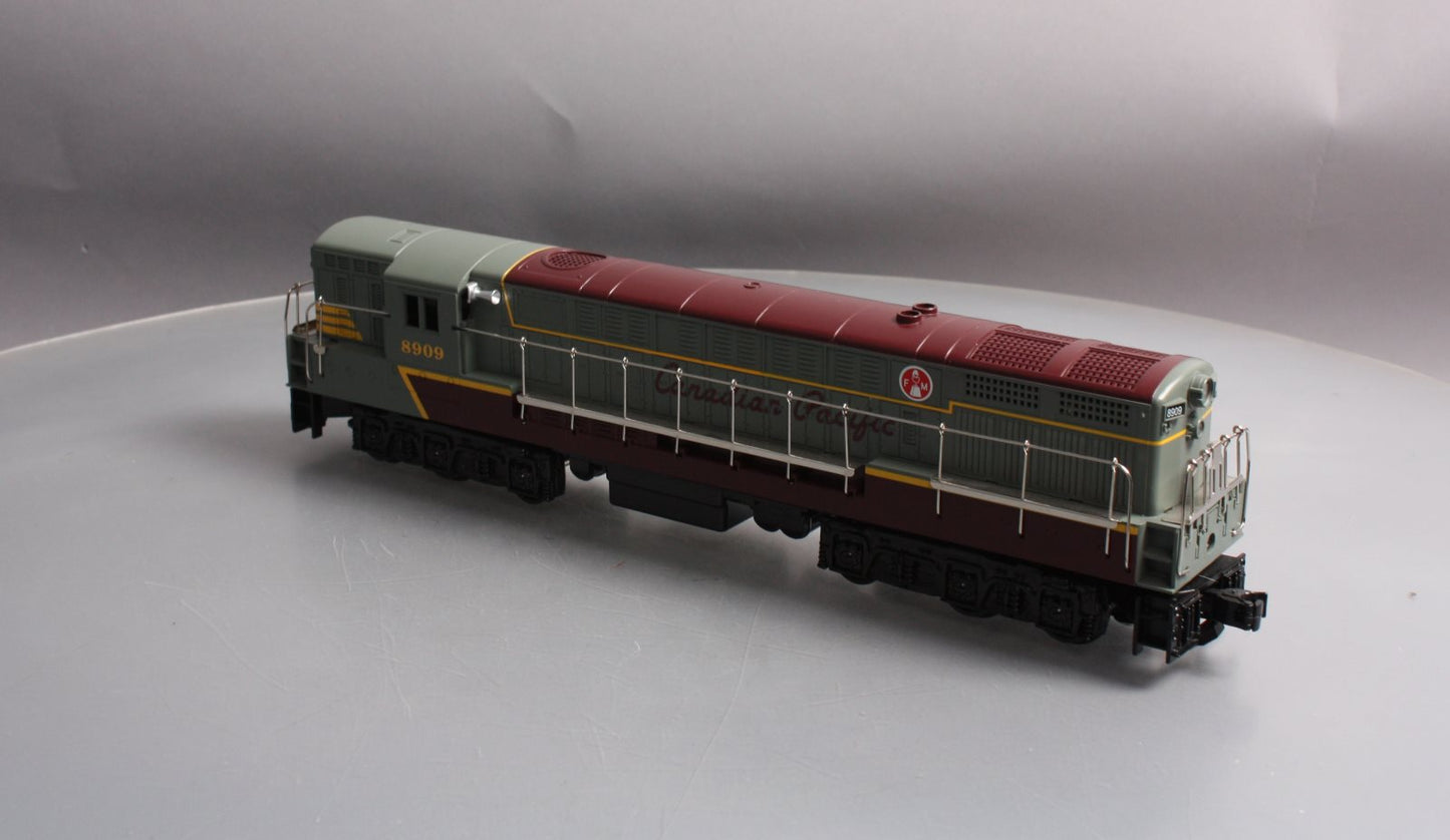Williams 21101 Canadian Pacific FM Trainmaster Powered Locomotive