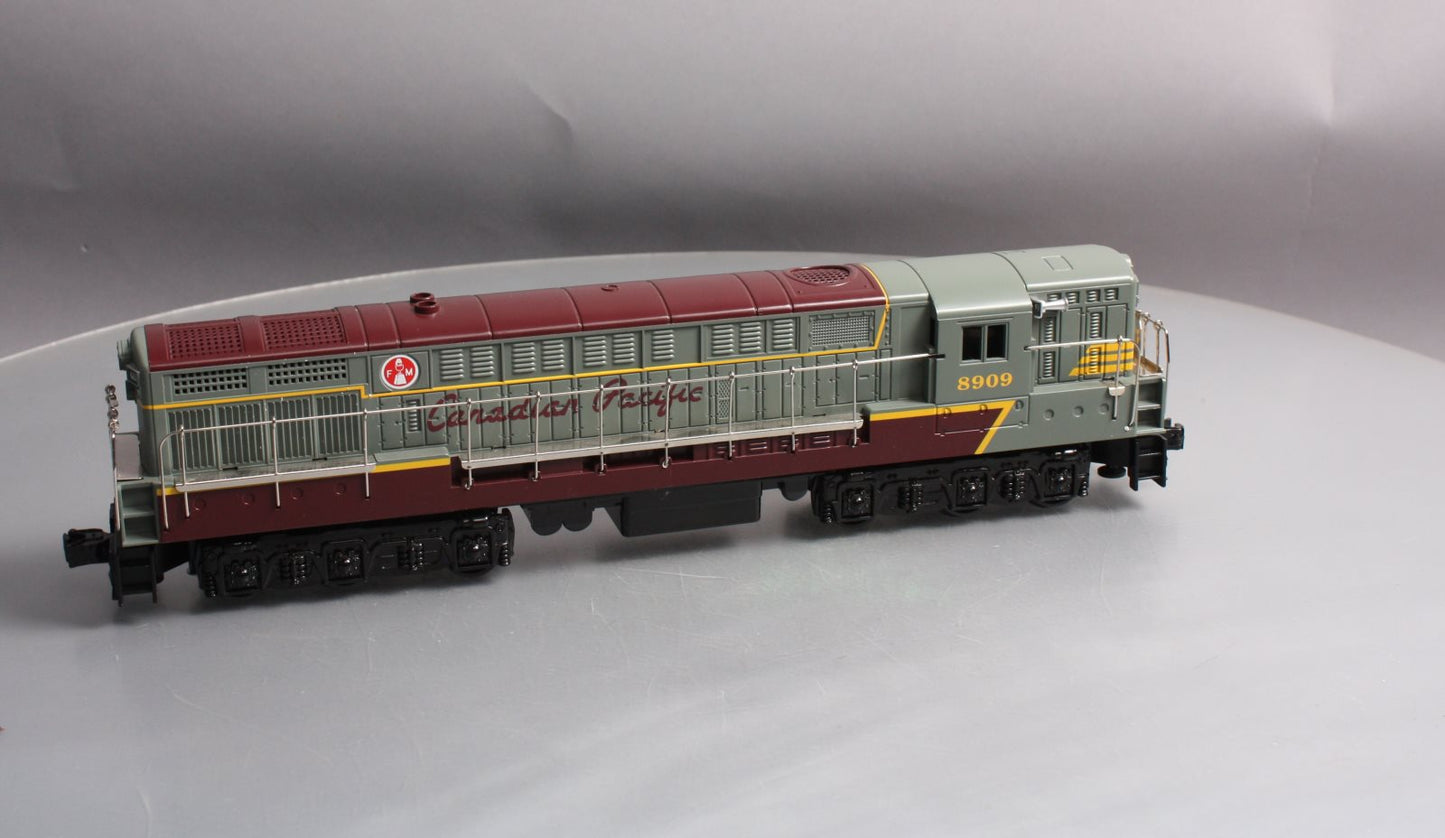Williams 21101 Canadian Pacific FM Trainmaster Powered Locomotive