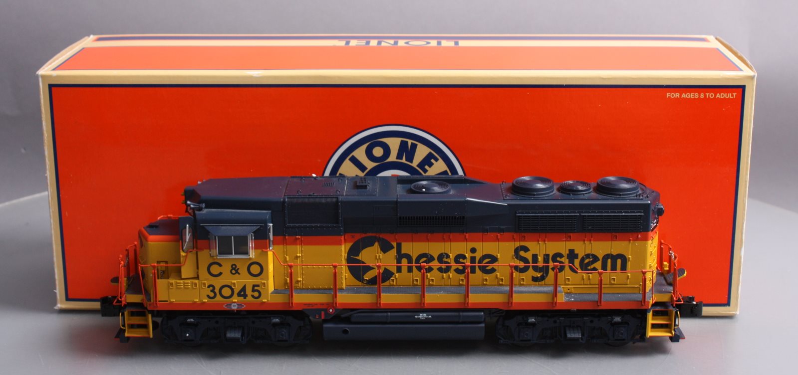Lionel 6-28560 Chessie GP30 NonPowered Diesel Locomotive #3045 LN/Box