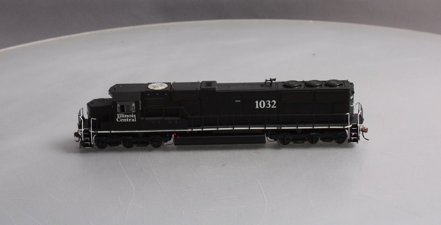 Athearn G69298 HO Illinois Central EMD SD70 Diesel Loco w/DCC & Sound #1032
