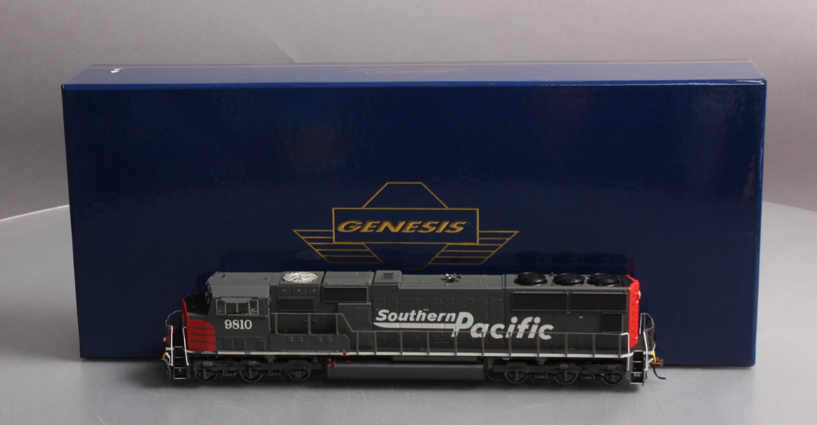 Athearn G69304 HO Southern Pacific EMD SD70M Diesel Loco w/DCC & Sound #9810