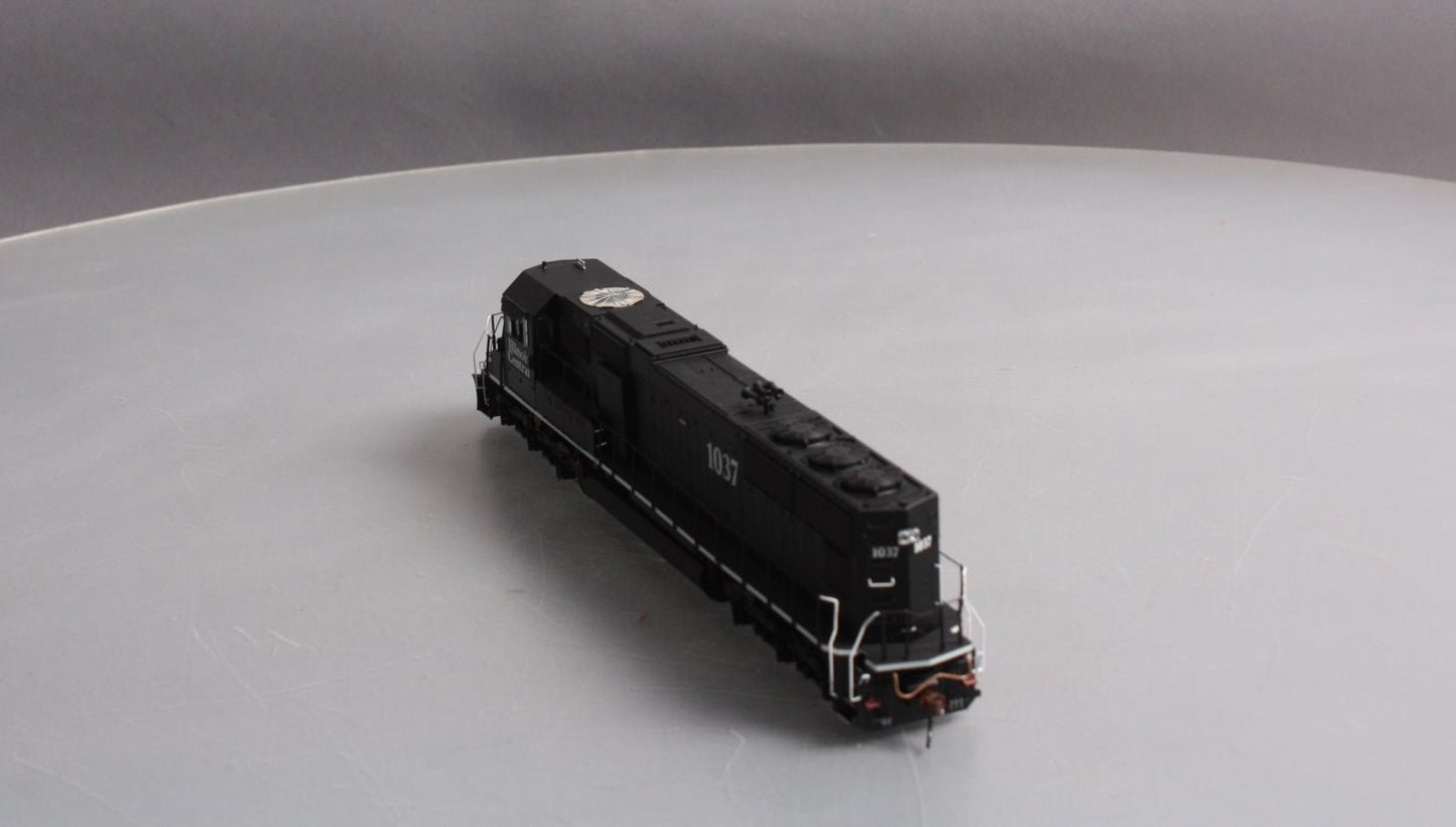 Athearn G69299 HO Illinois Central EMD SD70 Diesel Loco w/DCC & Sound #1037