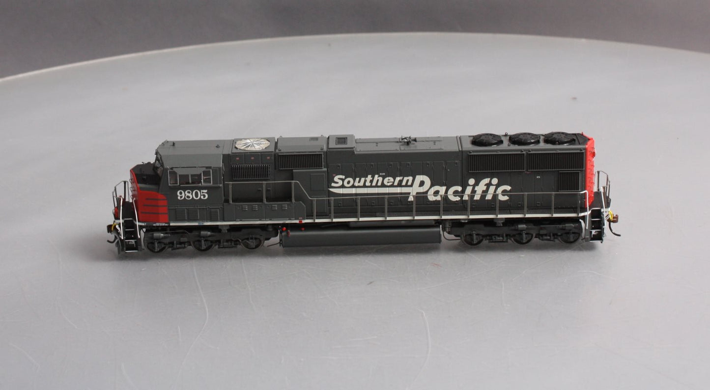 Athearn G69303 HO Southern Pacific EMD SD70M Diesel Loco w/DCC & Sound #9805